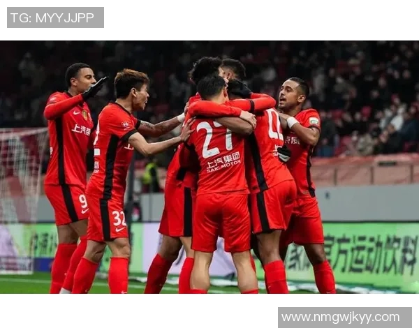 中超焦点对决上海海港力克广州恒大精彩瞬间回顾 中超焦点对决上海海港力克广州恒大精彩瞬间回顾